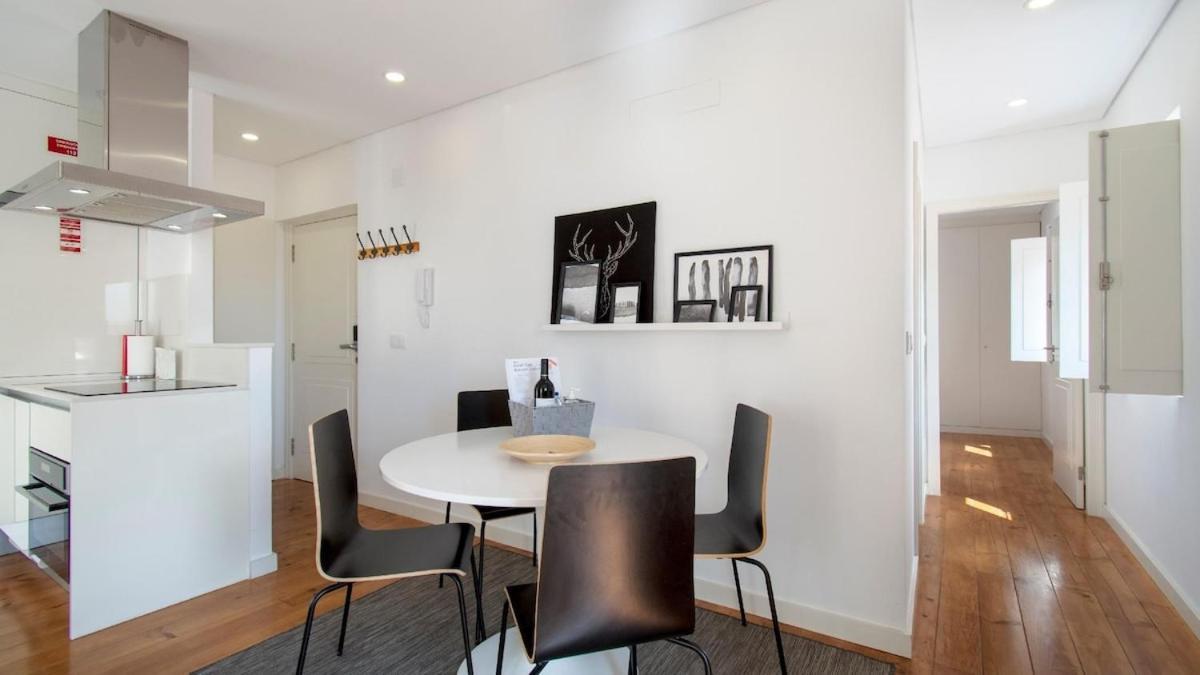 Apartamento Portas Do Sol Stylish With Elevator Lisboa
